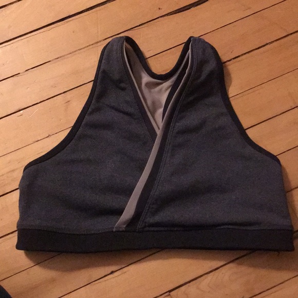 Lululemon small sports bra - Picture 1 of 4